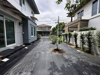 Casa en venta de 3 habitaciones en Phutthamonthon, Nakhon Pathom