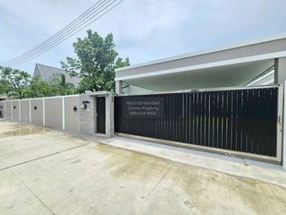 For sale 3 bedrooms villa in Bang Lamung, Chonburi