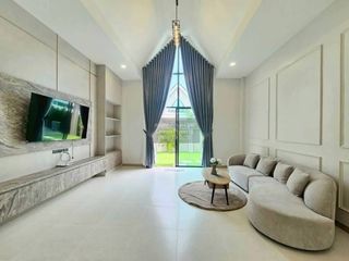 For sale 3 bedrooms villa in Bang Lamung, Chonburi