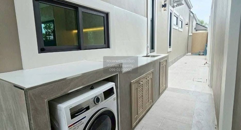 For sale 3 bedrooms villa in East Pattaya, Pattaya