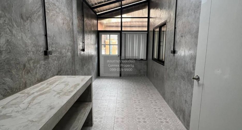 Casa en venta de 3 habitaciones en Nong Chok, Bangkok