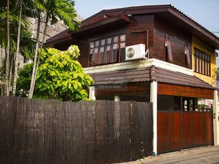 出售 3 卧室 独立屋 在 Din Daeng, 曼谷