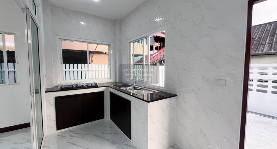 Haus zum Kauf mit 3 Zimmer in Bang Khae, Bangkok