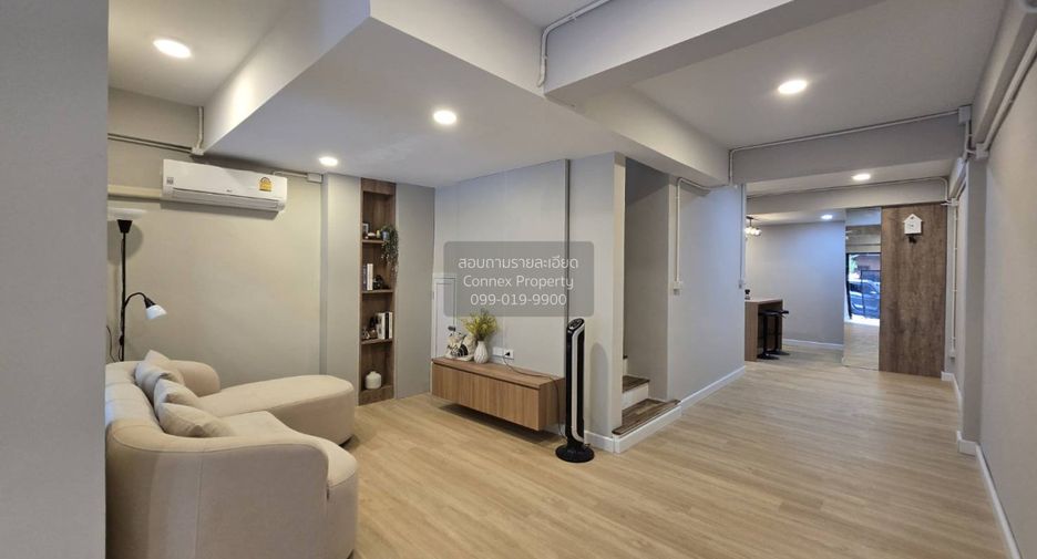 Reihenhaus zum Kauf mit 2 Zimmer in Don Mueang, Bangkok