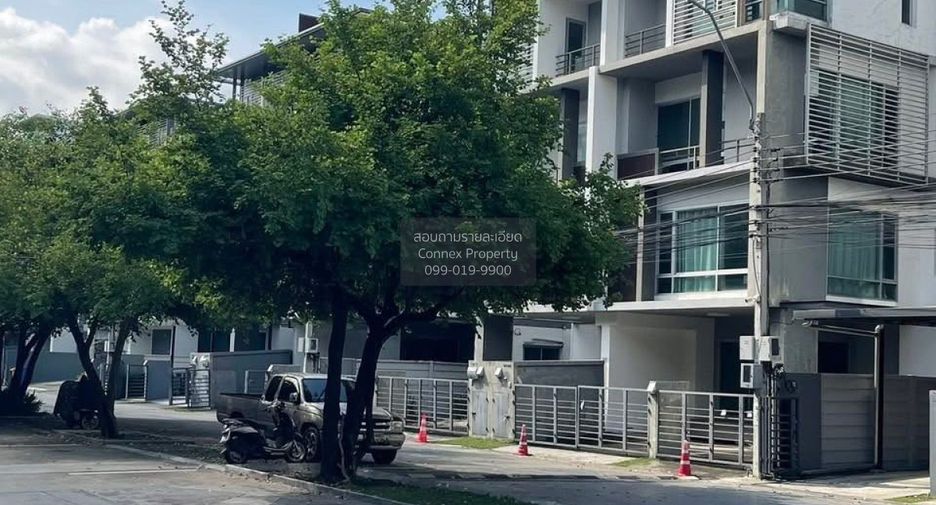 For sale 1 bed townhouse in Wang Thonglang, Bangkok