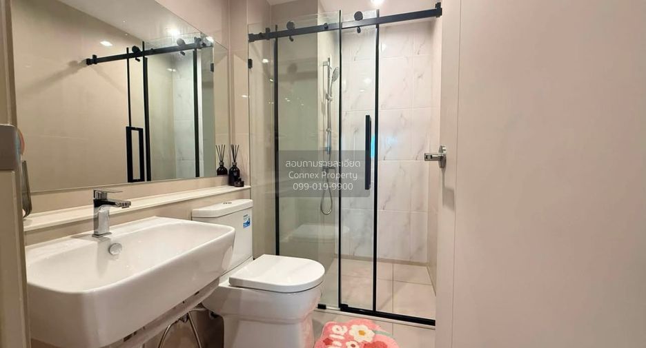 For sale 2 bedrooms condo in Mueang Samut Prakan, Samut Prakan