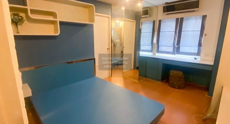 Casa adosada en venta de 3 habitaciones en Wang Thonglang, Bangkok