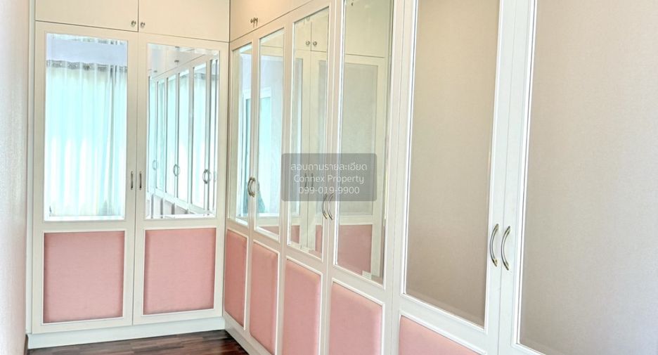 For sale 4 bedrooms house in Bang Bua Thong, Nonthaburi