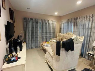 For sale 5 bedrooms house in Khan Na Yao, Bangkok