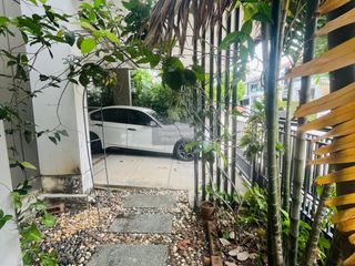 For sale 5 bedrooms house in Khan Na Yao, Bangkok
