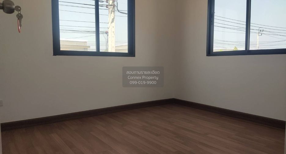 For sale 4 bedrooms house in Suan Luang, Bangkok