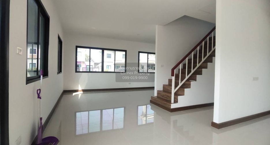 For sale 4 bedrooms house in Suan Luang, Bangkok