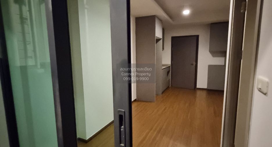 出售 1 卧室 公寓 在 Phra Khanong, 曼谷