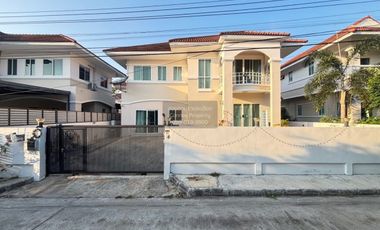 出售 4 卧室 独立屋 在 Mueang Samut Prakan, Samut Prakan