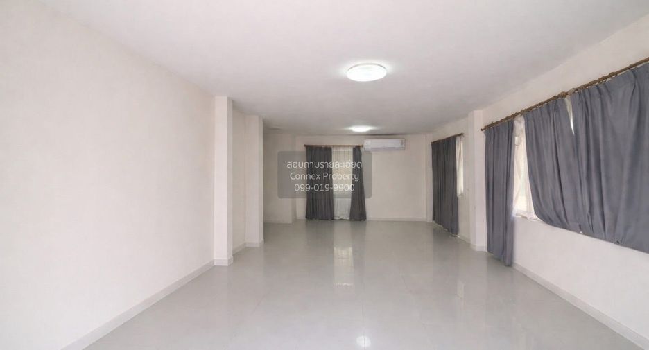 出售 4 卧室 独立屋 在 Mueang Samut Prakan, Samut Prakan