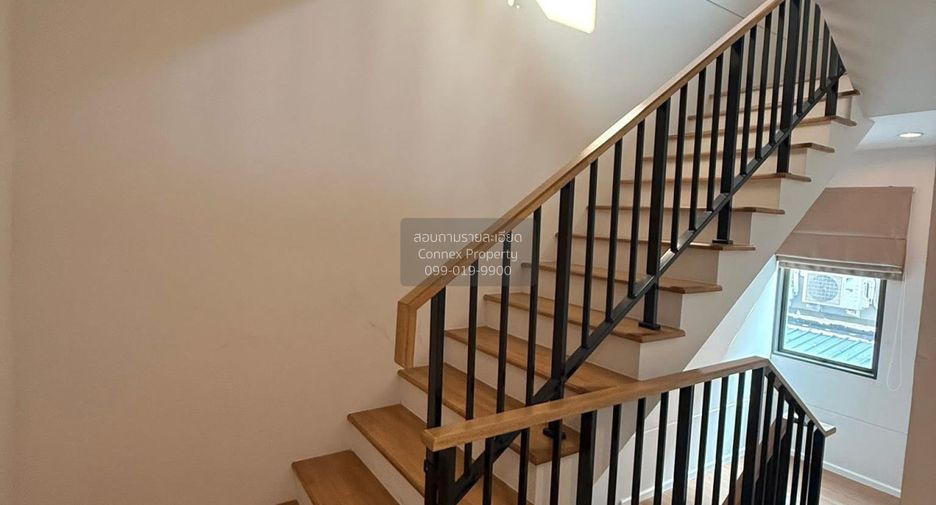 For sale 3 bedrooms townhouse in Bang Phli, Samut Prakan