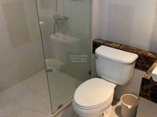 出售 1 卧室 公寓 在 Khlong San, 曼谷