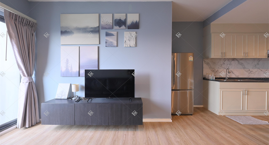 For sale 2 bedrooms condo in Khlong Toei, Bangkok