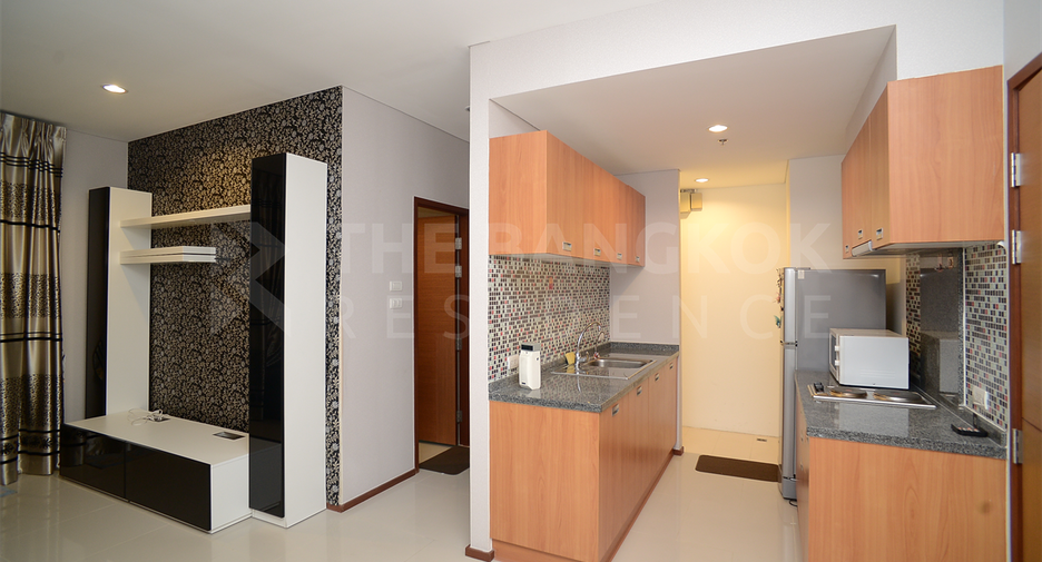 For sale 1 bed condo in Khlong San, Bangkok