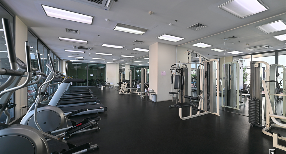 For sale 1 bed condo in Khlong Toei, Bangkok