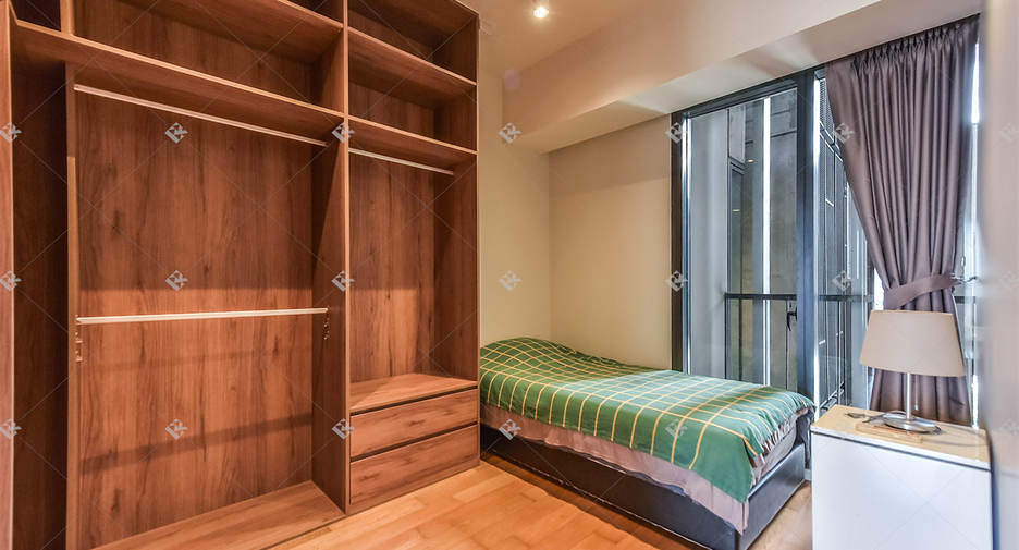 For rent 3 ベッドルーム condo in Sathon, Bangkok