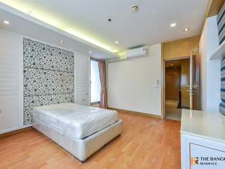 For rent 2 bedrooms condo in Sathon, Bangkok