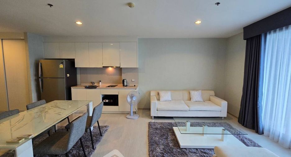 Condo en venta de 2 habitaciones en Khlong Toei, Bangkok