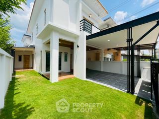出售 3 卧室 公寓 在 Si Racha, Chon Buri