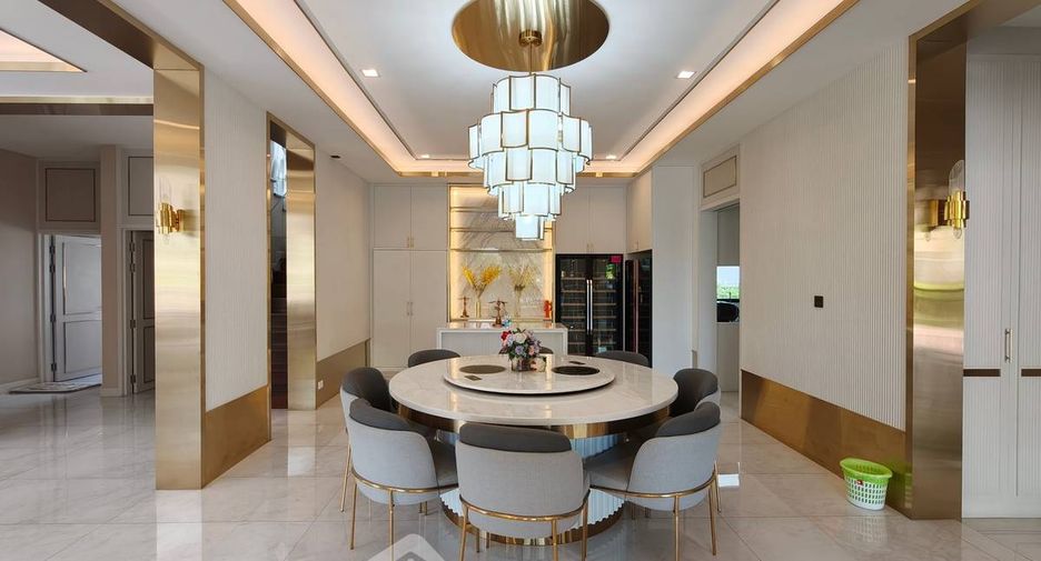 À vendre 5 chambres maison à Saphan Sung, Bangkok