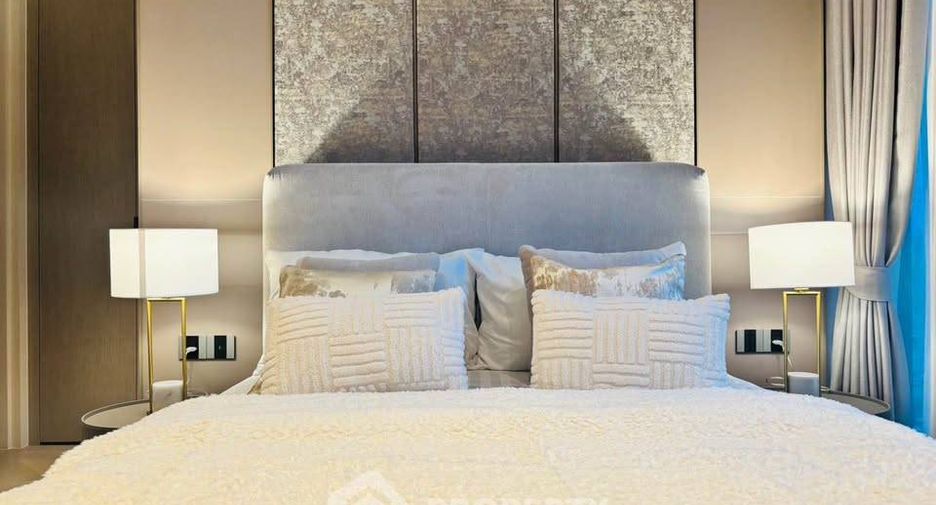 For sale 2 bedrooms condo in Pathum Wan, Bangkok