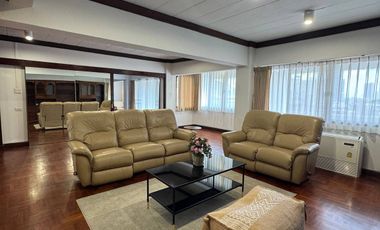 Condo en alquiler de 3 habitaciones en Watthana, Bangkok