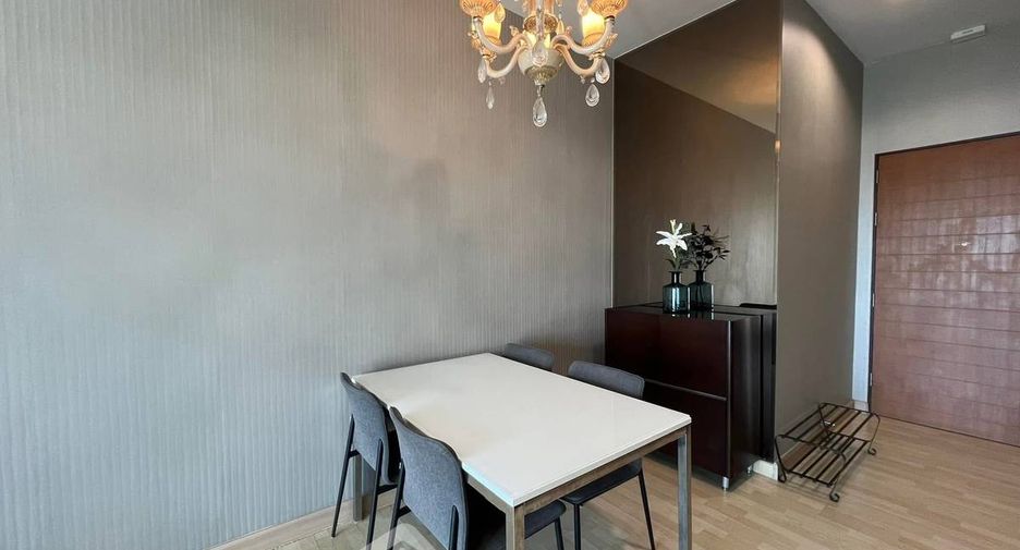 For rent 2 ベッドルーム condo in Khlong Toei, Bangkok