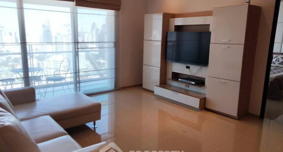 For rent 2 bedrooms condo in Khlong Toei, Bangkok