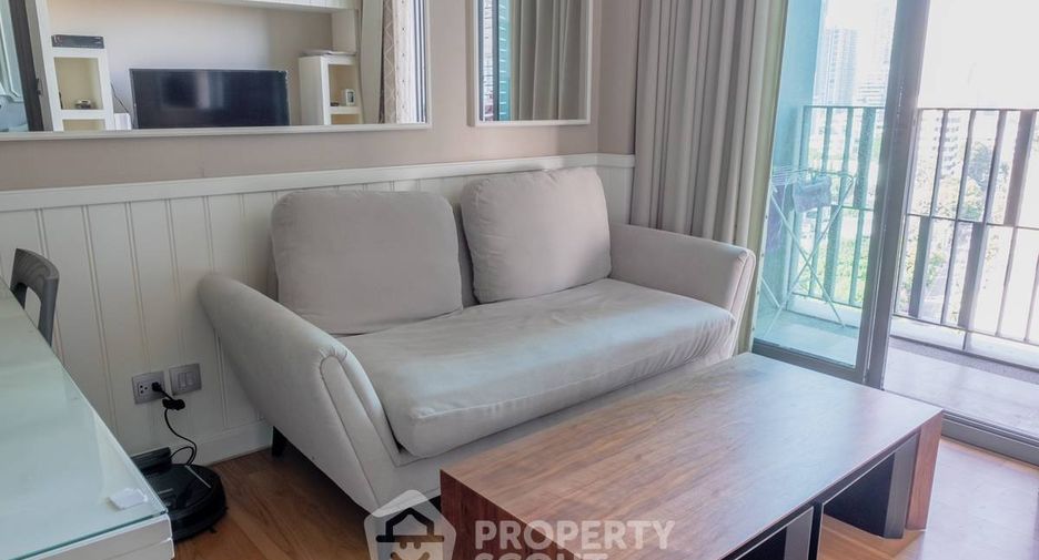 Condo en alquiler de 1 habitaciones en Khlong Toei, Bangkok