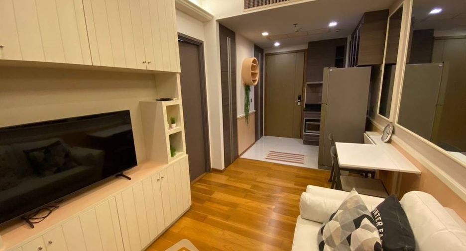 Condo en alquiler de 1 habitaciones en Khlong Toei, Bangkok