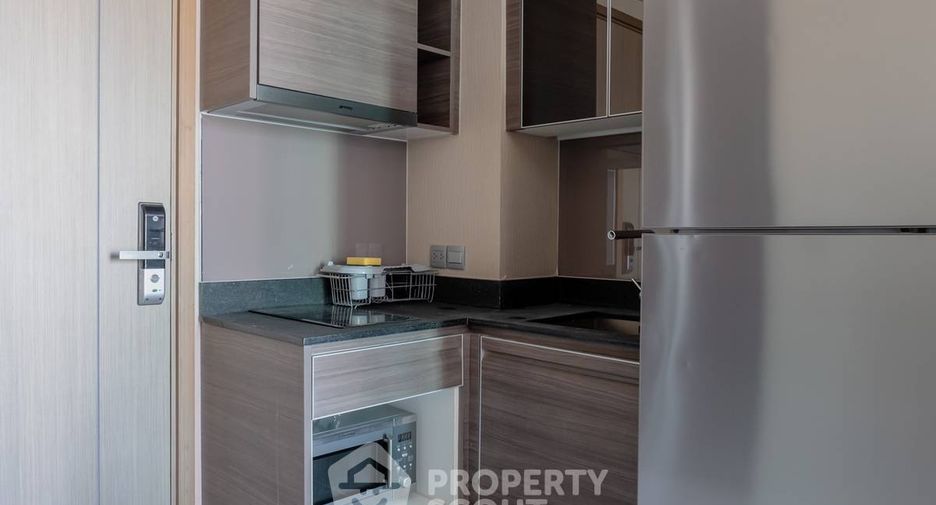 Condo en alquiler de 1 habitaciones en Khlong Toei, Bangkok