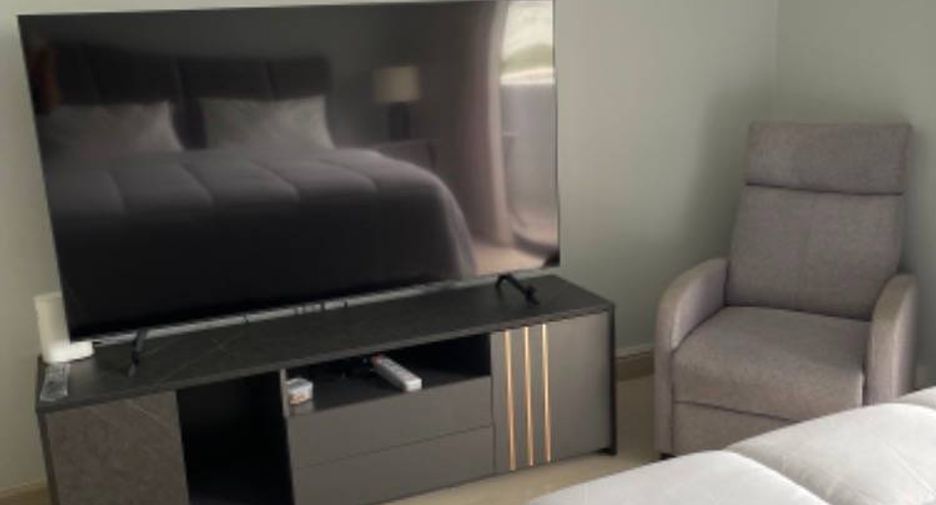 For rent 3 bedrooms condo in Huai Khwang, Bangkok