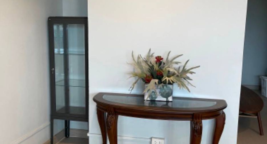 For rent 3 bedrooms condo in Huai Khwang, Bangkok
