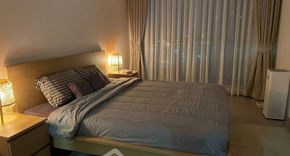Wohnung zur Miete mit 1 Zimmer in Bang Rak, Bangkok