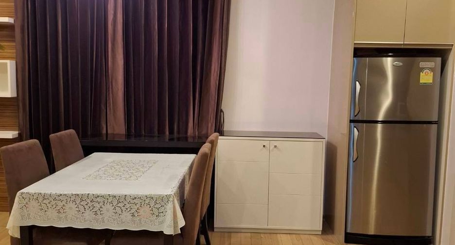 For rent 2 bedrooms condo in Khlong Toei, Bangkok