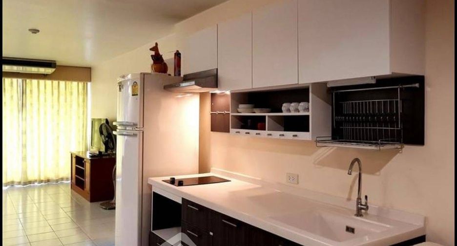 Condo en alquiler de 2 habitaciones en Chatuchak, Bangkok