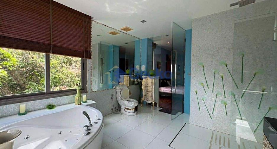 For sale 3 bedrooms condo in North Pattaya, Pattaya