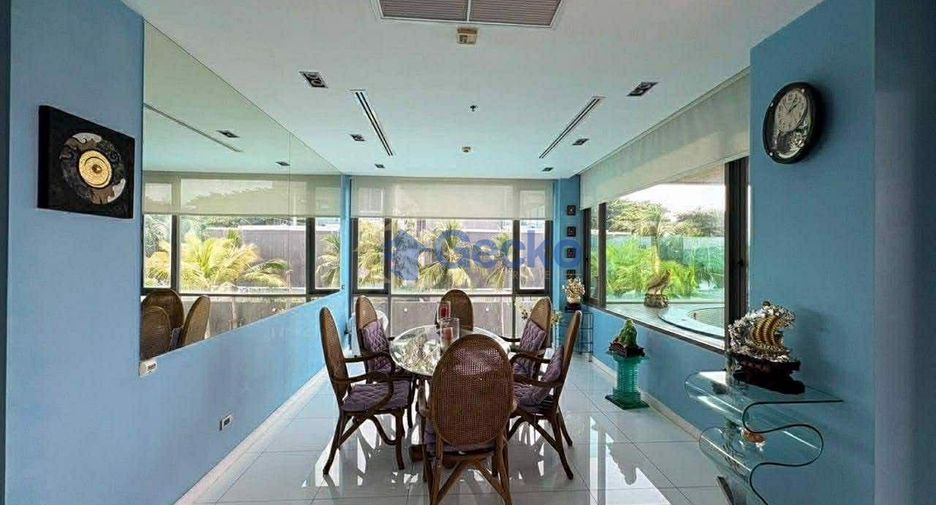 For sale 3 bedrooms condo in North Pattaya, Pattaya