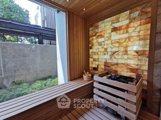 For rent 1 bed condo in Phaya Thai, Bangkok