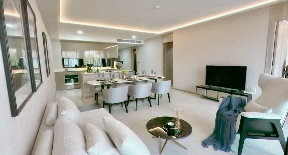 For rent 3 bedrooms condo in Watthana, Bangkok