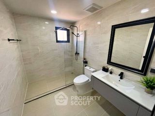 For rent 4 bedrooms house in Bang Lamung, Chonburi