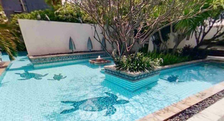 For rent 4 bedrooms condo in Pathum Wan, Bangkok