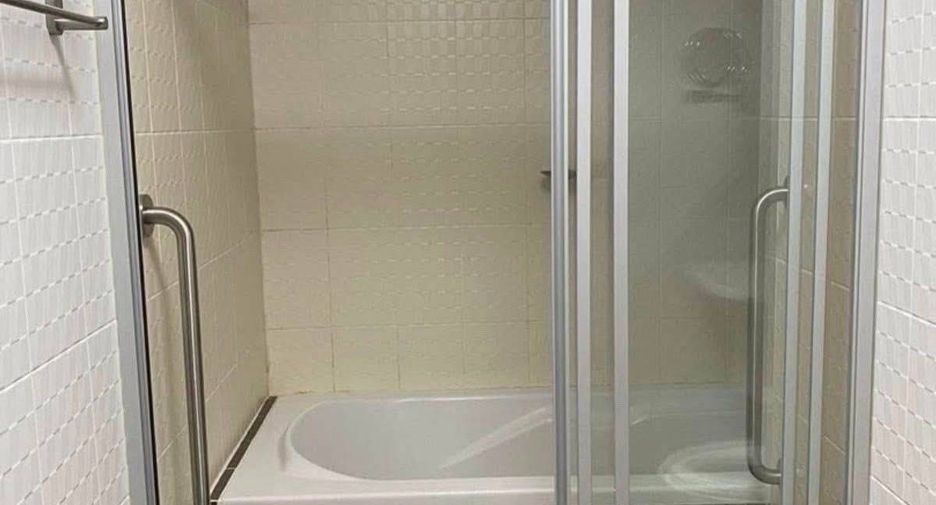 Condo en alquiler de 2 habitaciones en Khlong Toei, Bangkok