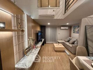 For rent 2 bedrooms condo in Bang Rak, Bangkok