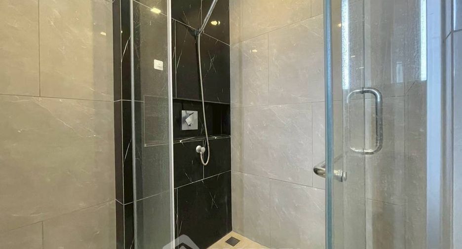 Condo en alquiler de 1 habitaciones en Huai Khwang, Bangkok